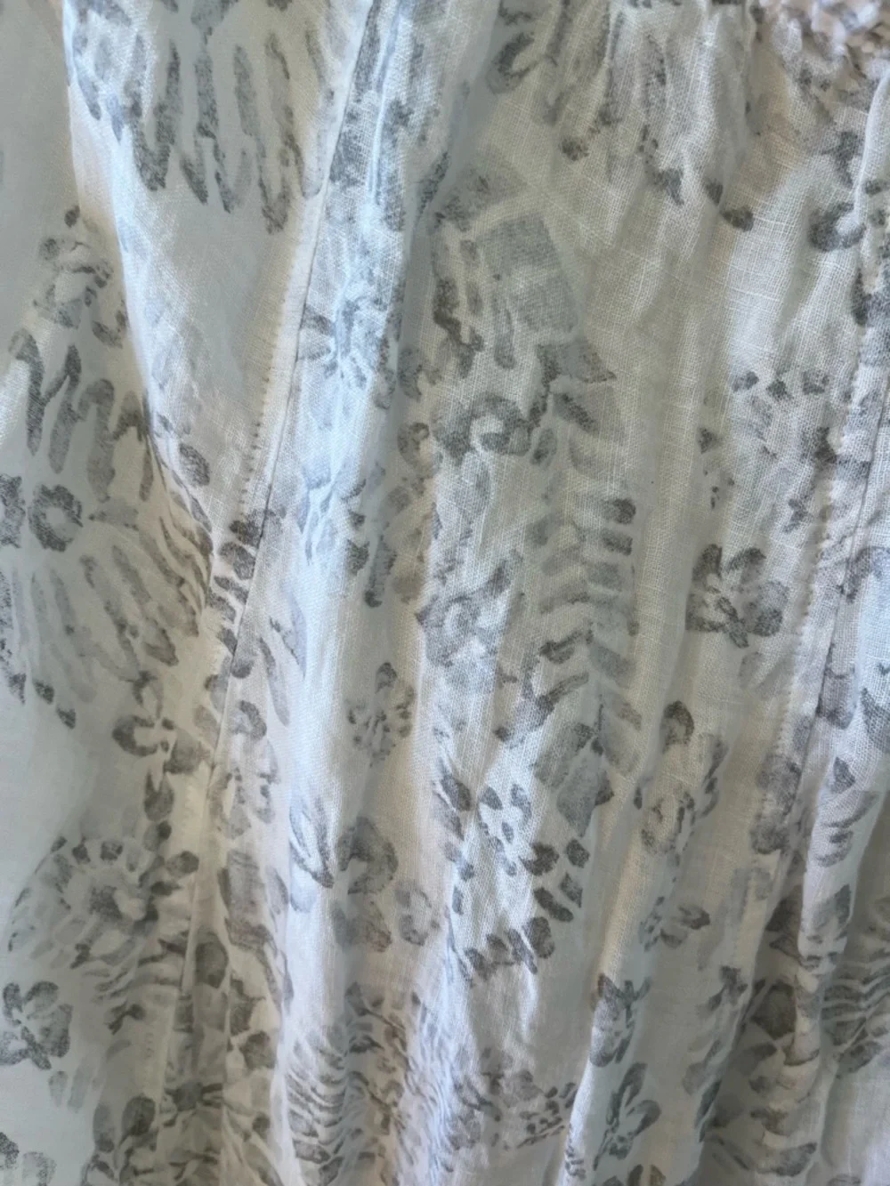 J. Jill Linen/Cotton White and Gray Floral A-Line Maxi Skirt with Elastic Waist - Picture 6 of 6